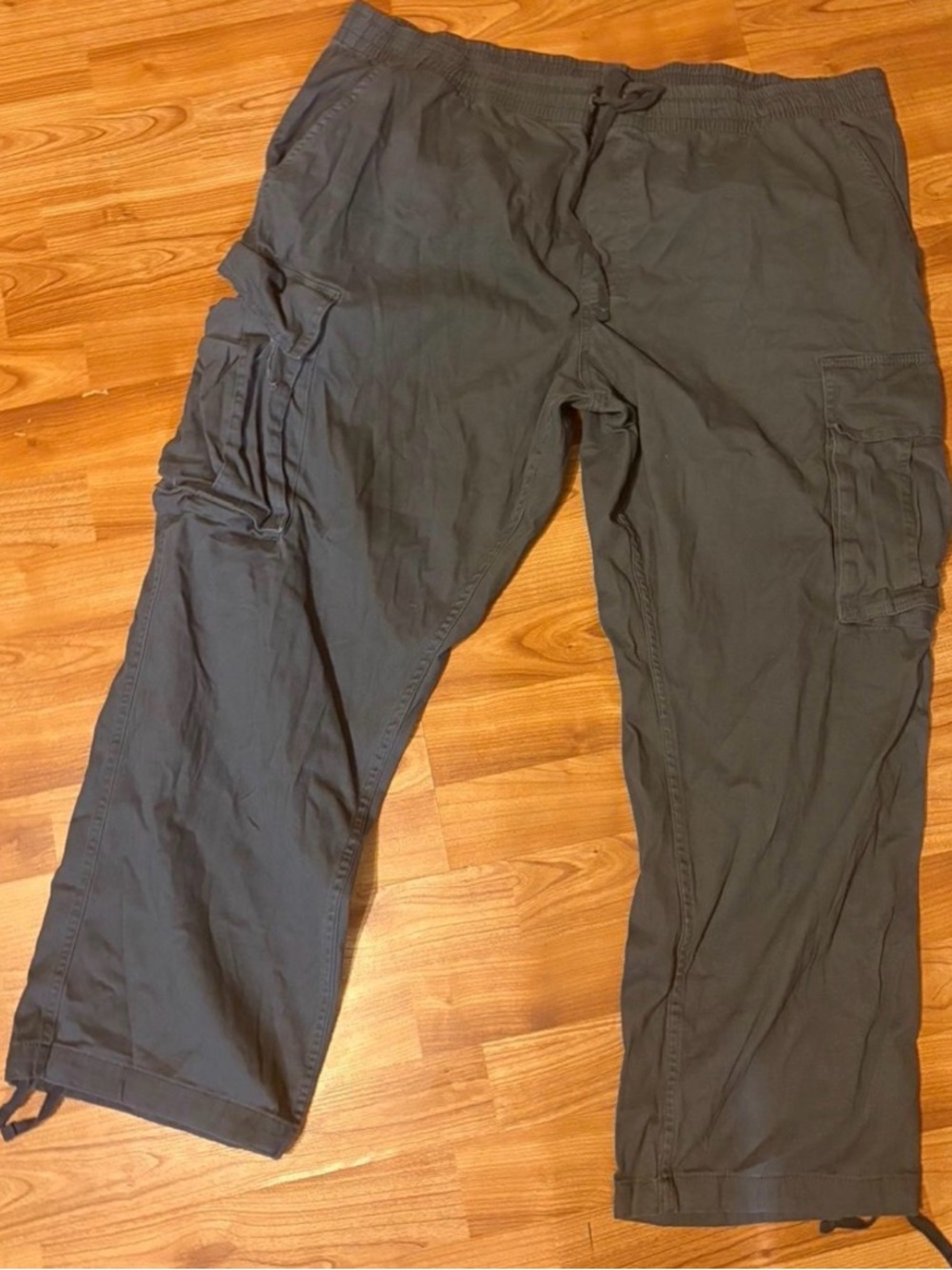 No Boundaries Men's Cargo Pants - Charcoal